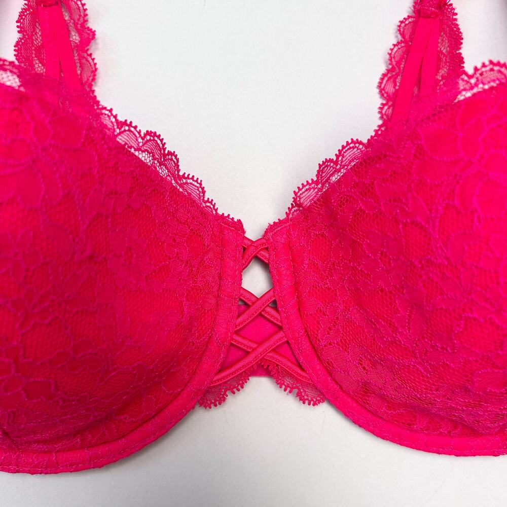 Victoria's Secret Red Lace Padded Corset Detail Very Sexy Balconette Bra 36D - Picture 2 of 9